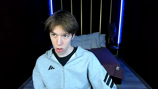 MarkBranston live sex cam