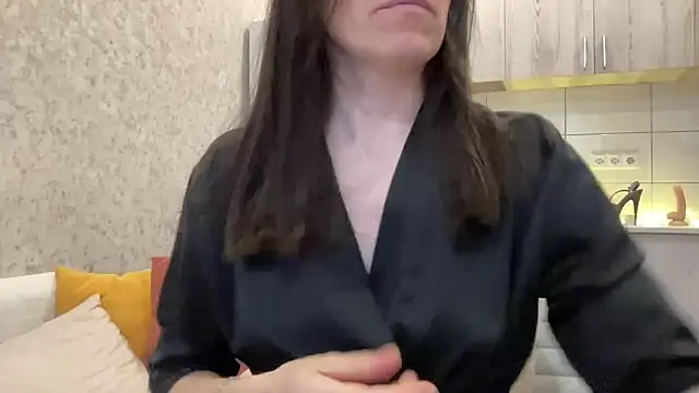 HotyWinter's cam snapshot