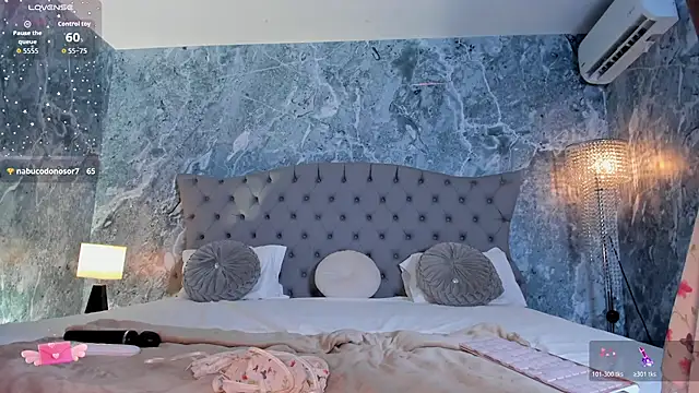 Aprillbrunette live sex cam