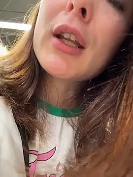 Dina_Tease live sex cam