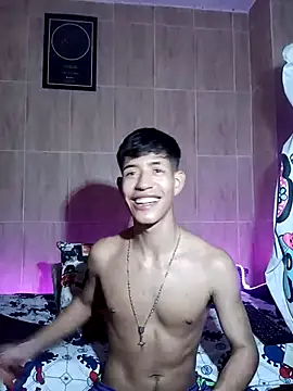 dareck_18 live sex cam