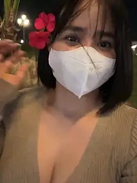 May-Squirt live sex cam