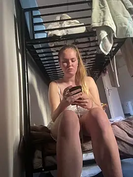 Vikml166's cam snapshot