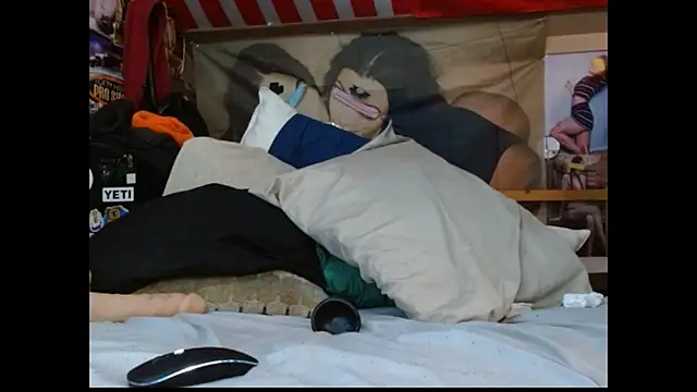 cosmicjones live sex cam