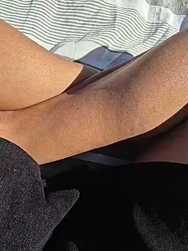 SexyErola27 live sex cam