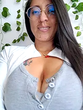 VALERY-03_ live sex cam