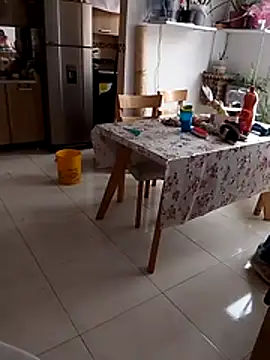 LaraCaliente's cam snapshot