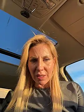 LisaMurr's cam snapshot