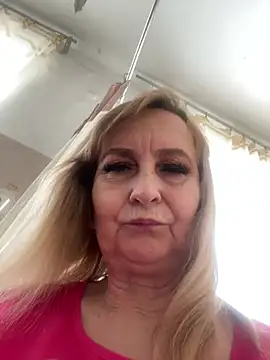 Irina2909@xh live sex cam