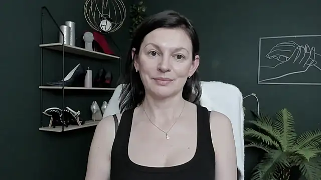 VivianWILD's cam snapshot