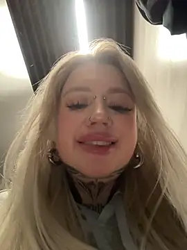 Chiibi's cam snapshot