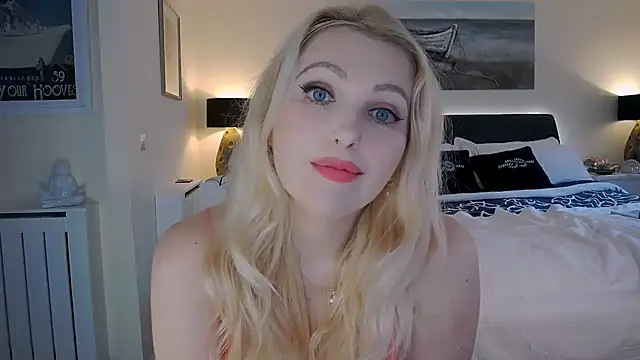 AlbanyWhite's cam snapshot