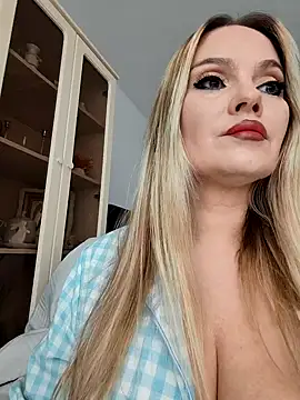 ANA_STA_S_'s cam snapshot