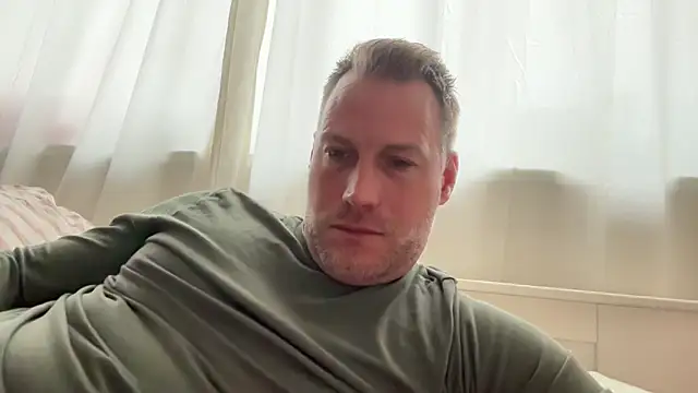 Christian87xxx live sex cam