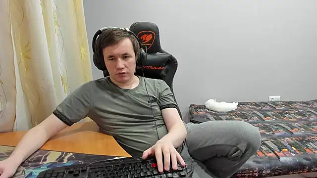 iliaskrislove live sex cam