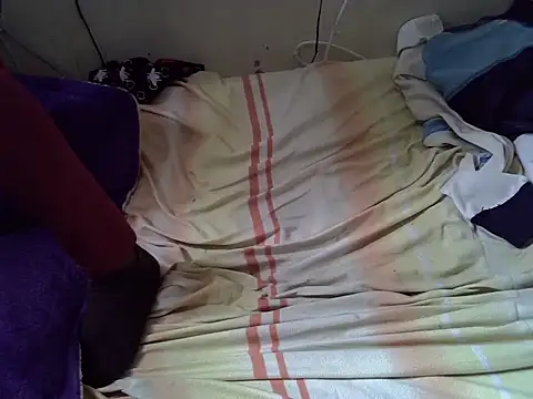 Ma-yolo001's cam snapshot