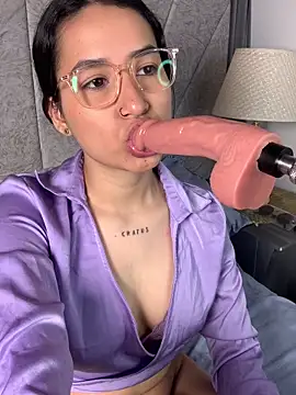 Val12777 live sex cam