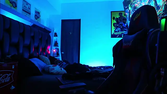 logan_hugh8 live sex cam