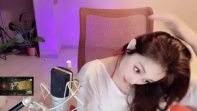 Daisy-77 live sex cam