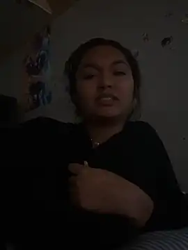 QueenNefertiti's cam snapshot