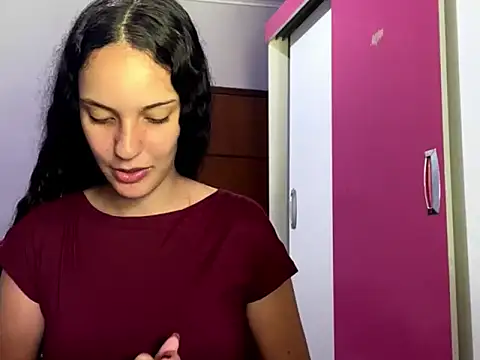 LanellYoshiyama's cam snapshot