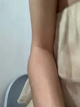 -mathcute-'s cam snapshot