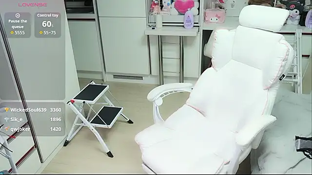 kimhyeona2005 live sex cam