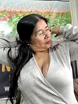 __valentina18 live sex cam