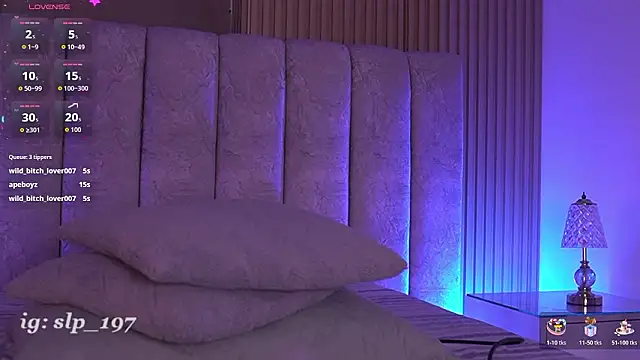 sara_lopee1 live sex cam