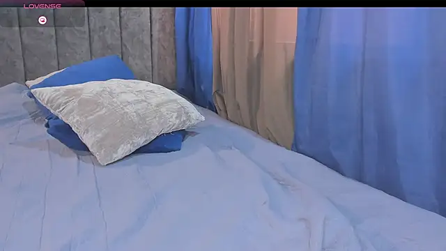 Natalystevens live sex cam