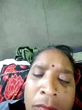 Loomaraj live sex cam