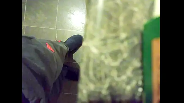 hairyuncut00 live sex cam