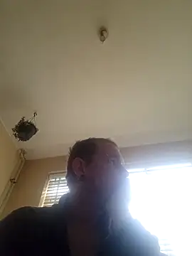 piercingpik's cam snapshot