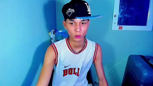 boyswantingplay live sex cam