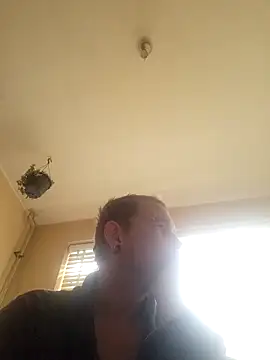 piercingpik's cam snapshot