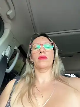 Gatitacarlita's cam snapshot