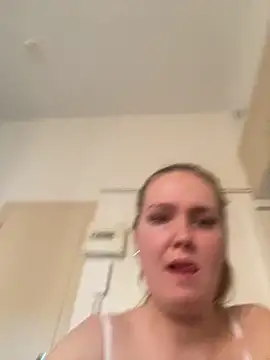 Vikml166's cam snapshot