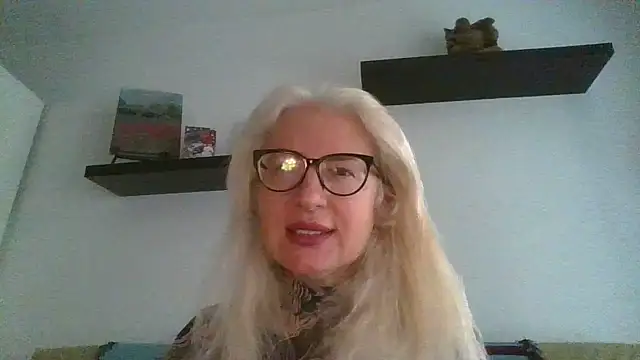 _Llinna_me's cam snapshot