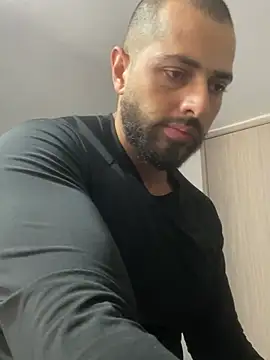 magnumchris live sex cam