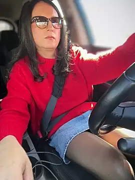 Chic_desire live sex cam