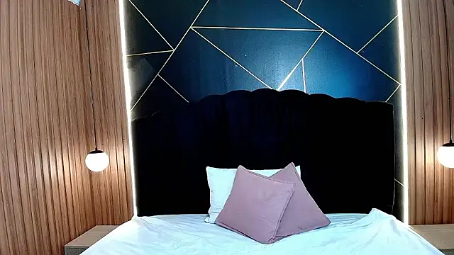 MoriahStorm's cam snapshot