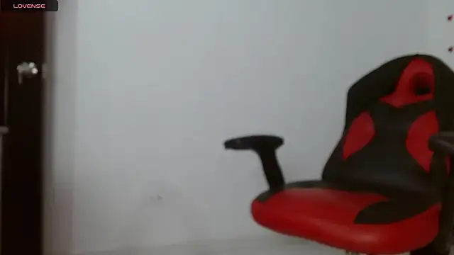 Caius_fox live sex cam