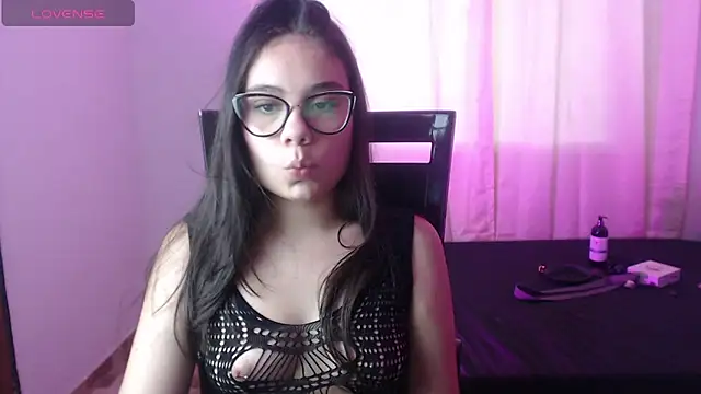 _Moon_rose's cam snapshot