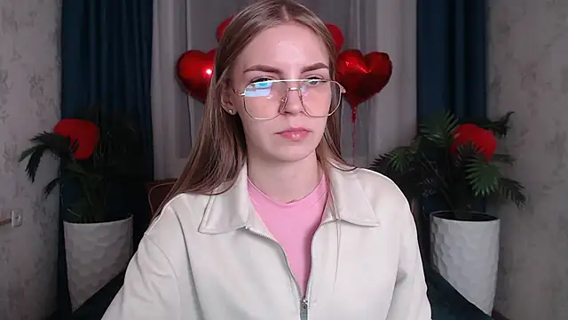 HitGyrl's cam snapshot