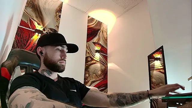 Luke_davis01 live sex cam