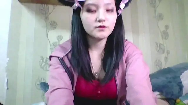 yourcutevikki's cam snapshot