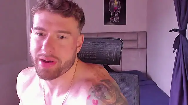 paul_rogerr live sex cam