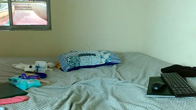 valkahot20's cam snapshot