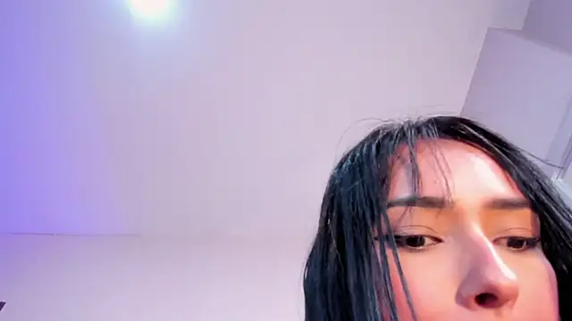 GahiaBelucci's cam snapshot