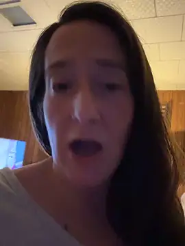 Mini_And_The_Bear's cam snapshot